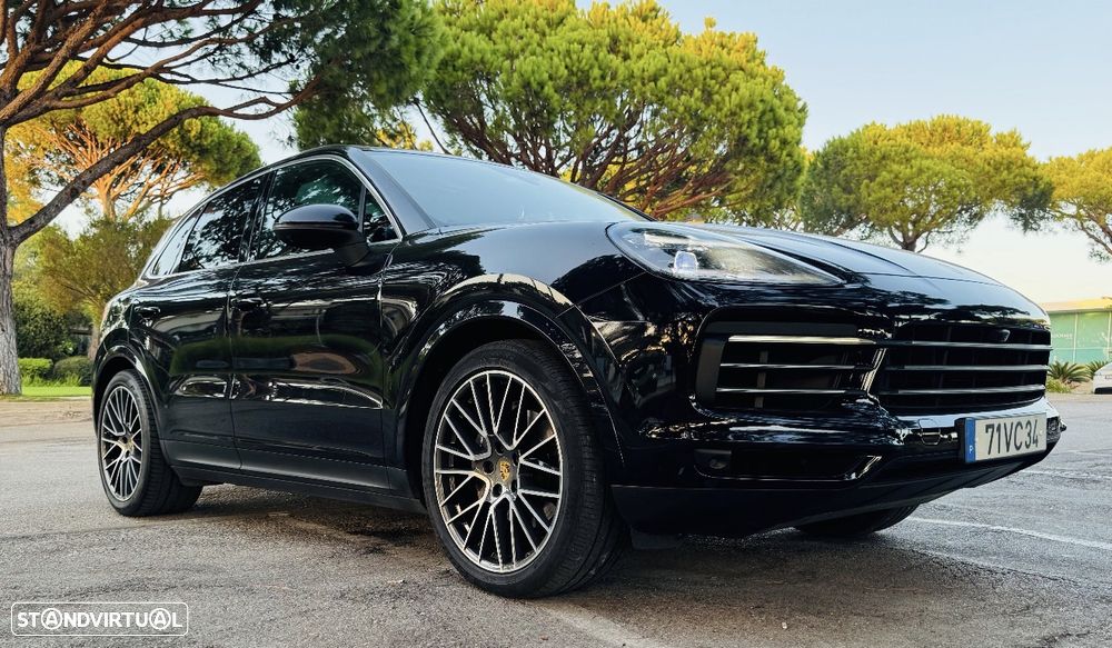 Porsche Cayenne Platinum Edition - 2