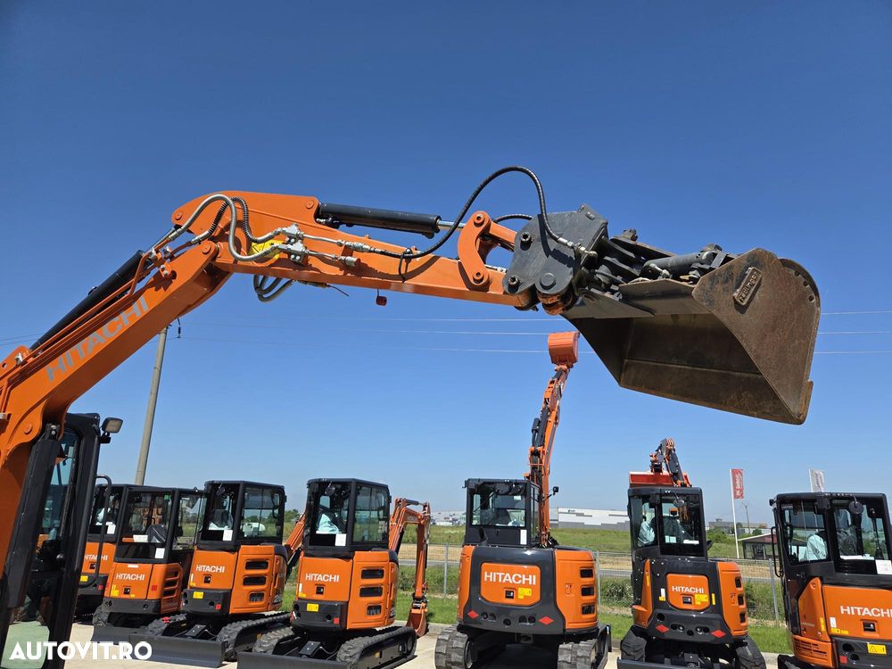 Hitachi ZX33U-6, 3,7 tone, 2023, 342ore, CUPLA RAPIDA HIDRAULICA+2 cupe SAPARE+CUPA TALUZ INCLINABILA, 2 circuite hidr pe brate, aer conditionat, LAMA NIVELARE, adanc sapare 3,5m, latime 1,55m, ridica 2,8t, posibil leasing 4 ani-PROMOTIE 41.900  EUR+Tva - 6
