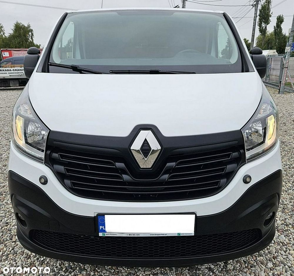 Renault Trafic - 16