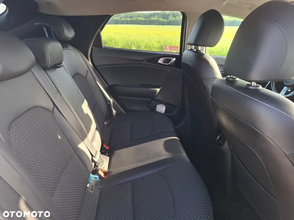 Kia XCeed 1.6 CRDi mHEV L Business Line DCT - 15