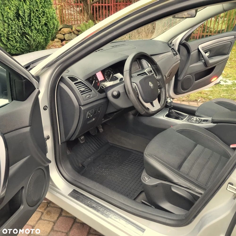 Renault Laguna 2.0 Privilege - 25