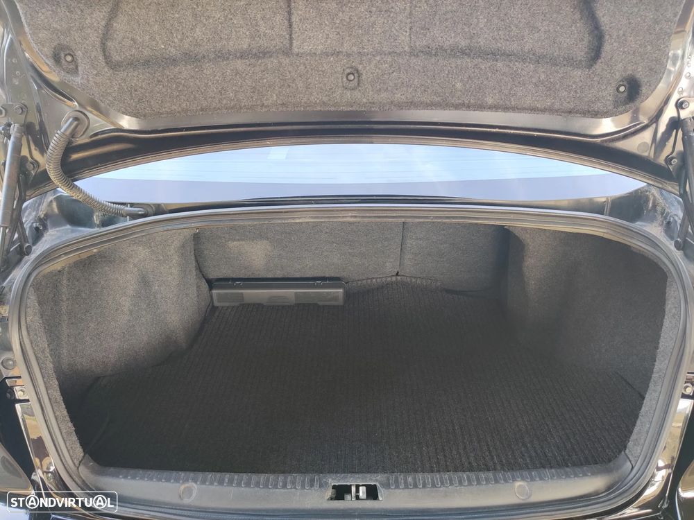 Mitsubishi Lancer 1.6 Invite Black Edition ClearTec - 14