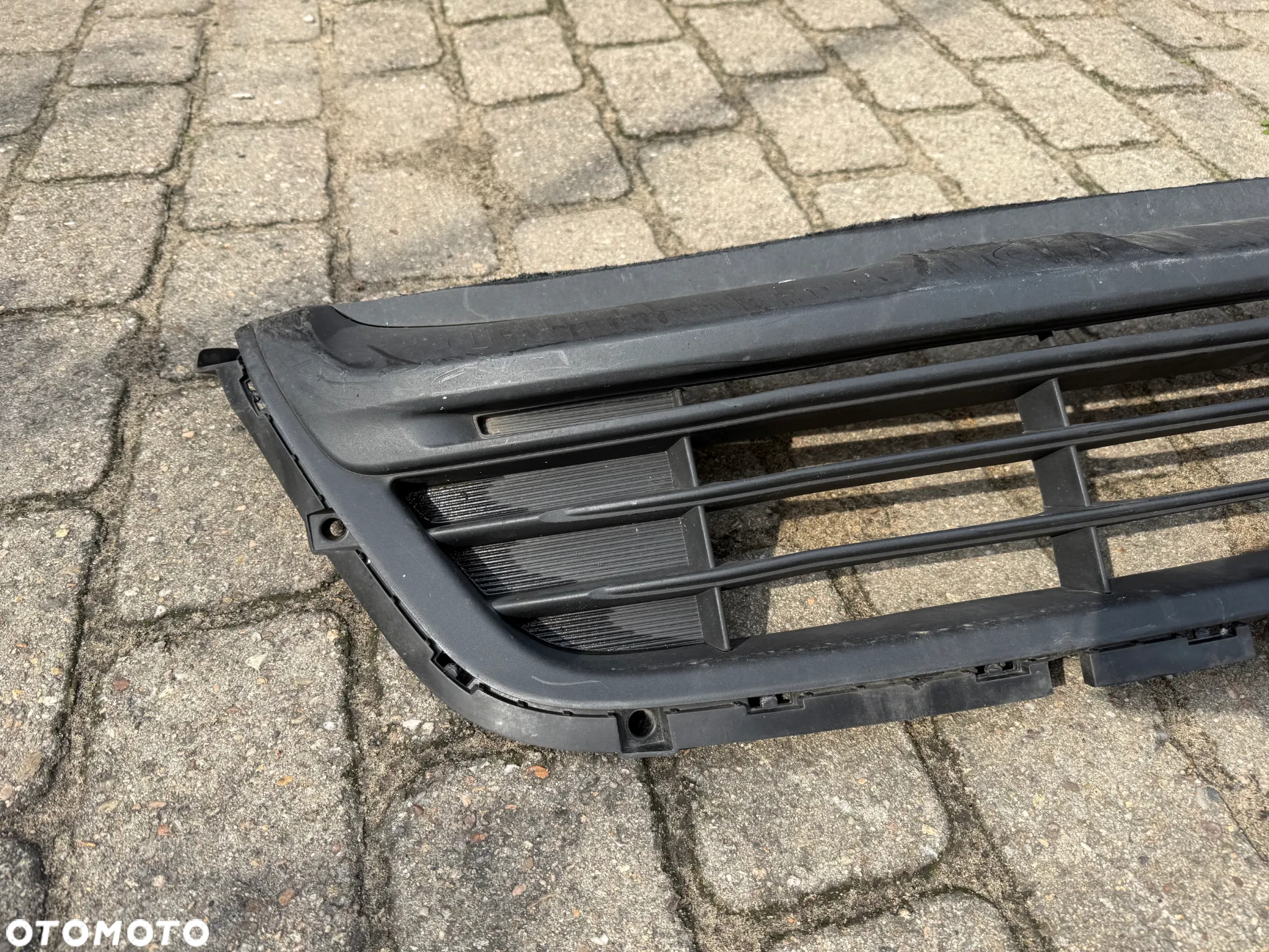 KIA CARENS IV LIFT 16- KRATKA ZDERZAKA PRZÓD PRZEDNIA - 2