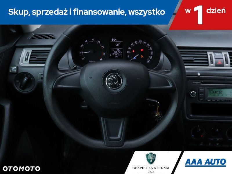 Skoda RAPID - 18