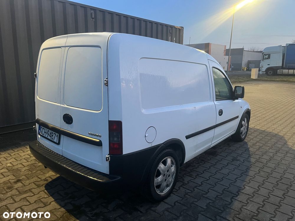 Opel Combo - 11