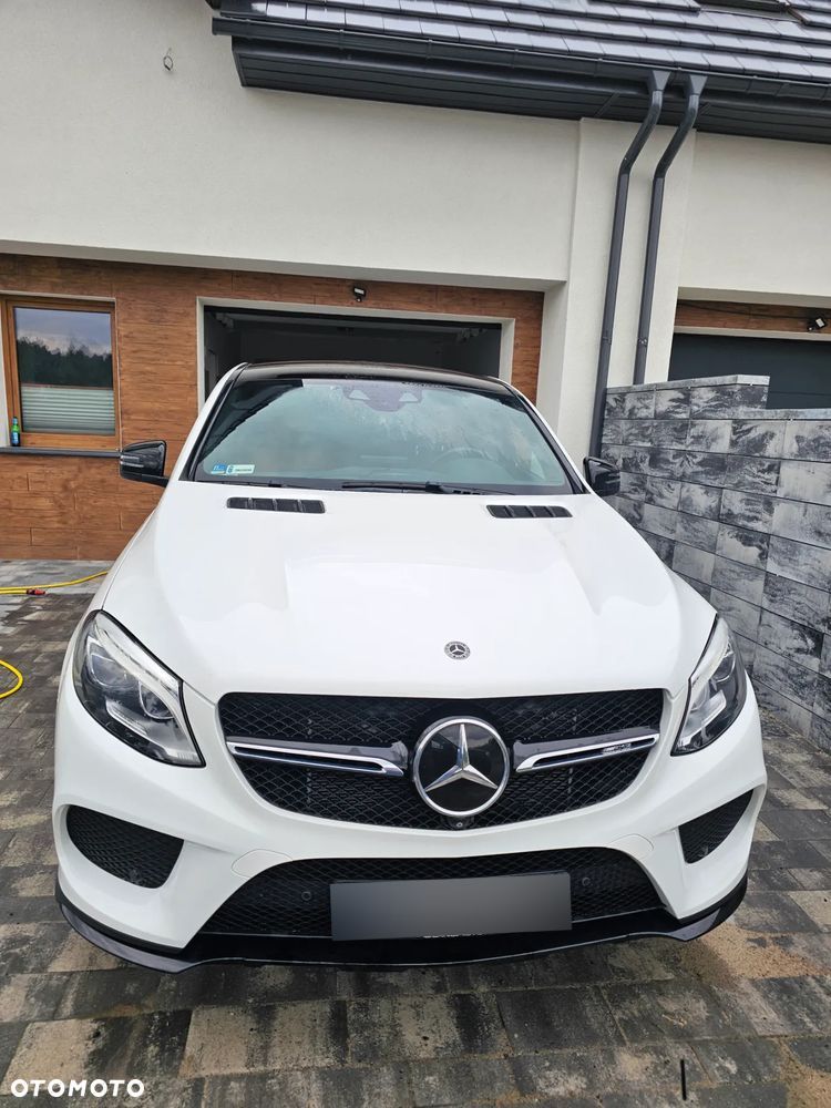 Mercedes-Benz GLE AMG 43 Coupe 4M 9G-TRONIC AMG Line - 4