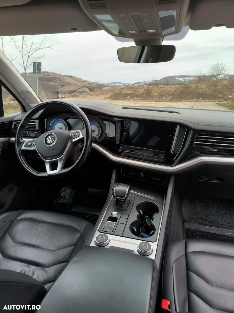 Volkswagen Touareg - 5