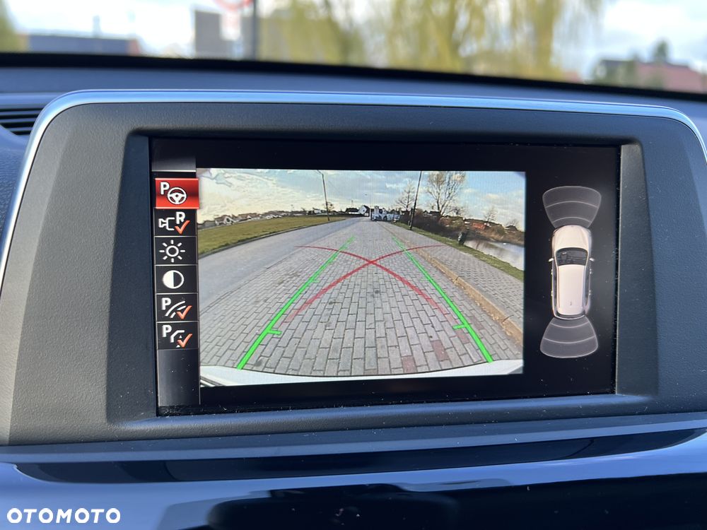 BMW X1 xDrive25d Sport Line - 24