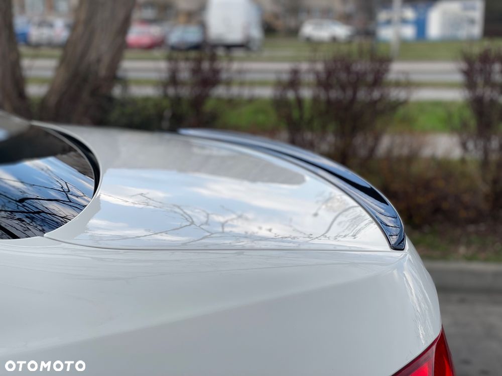 BMW Seria 3 320d - 34