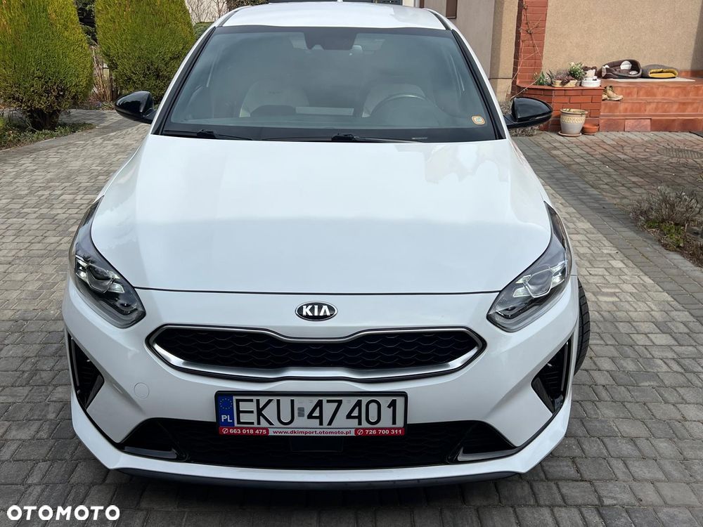 Kia Ceed 1.6 CRDi DCT GT Line - 17