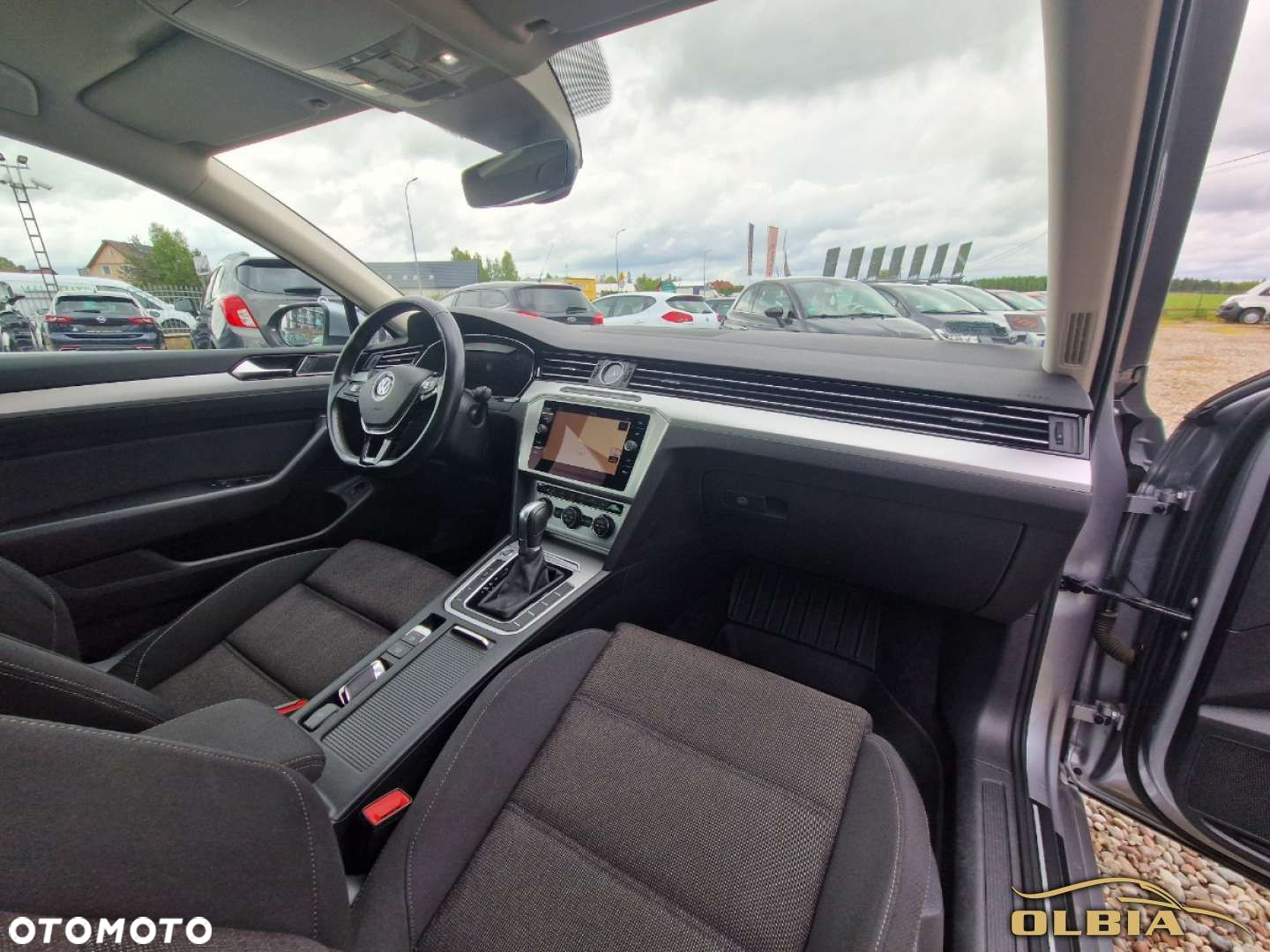 Volkswagen Passat - 8