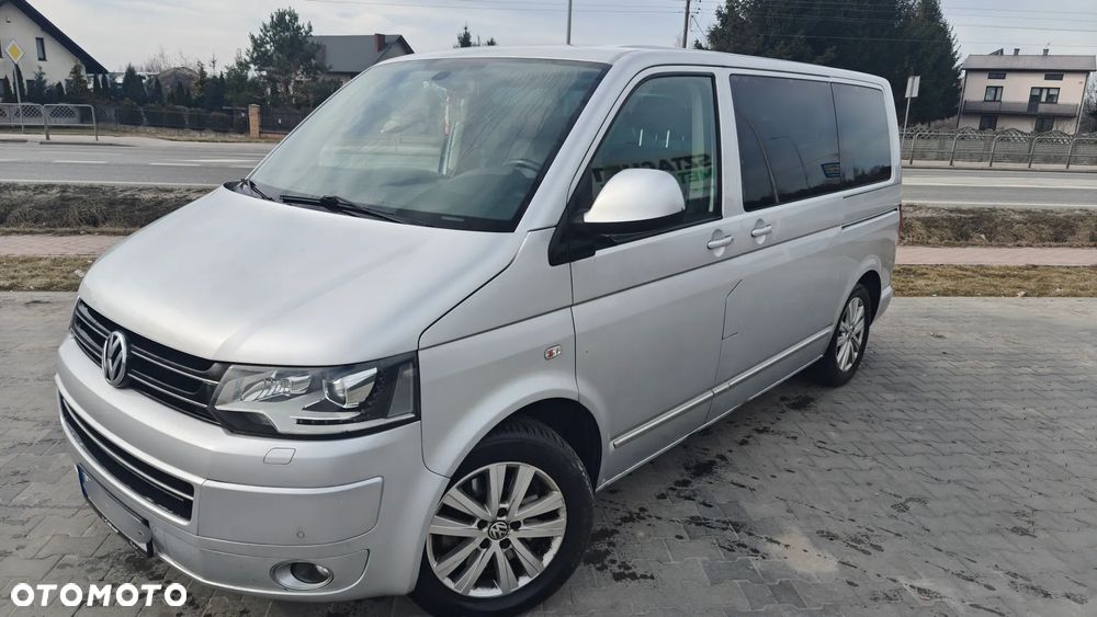 Volkswagen Multivan - 2