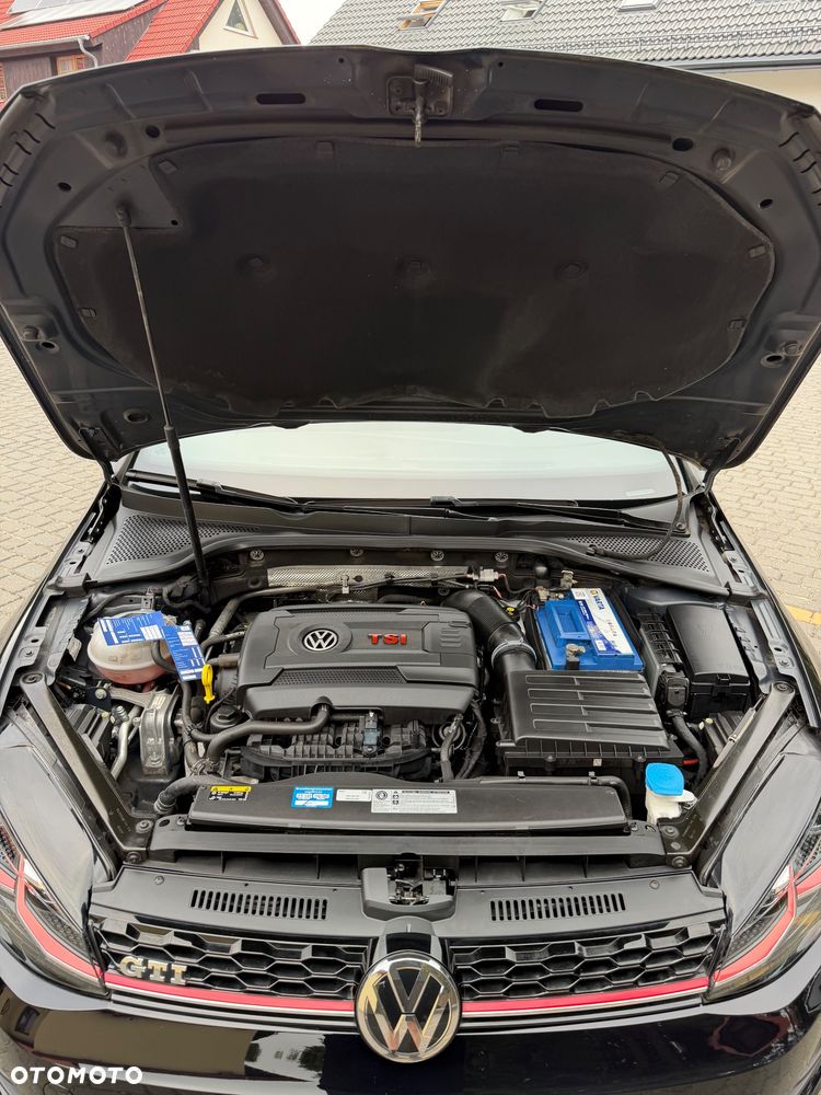 Volkswagen Golf GTI (BlueMotion Technology) DSG - 36