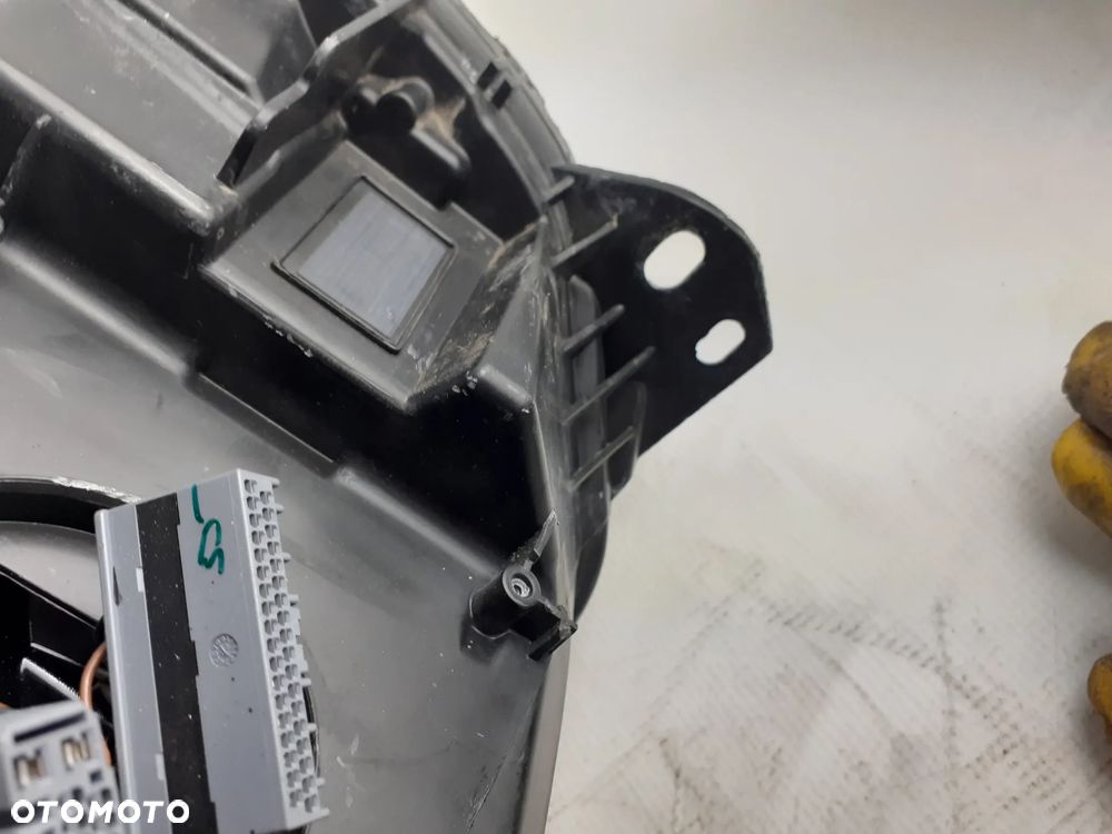 Lampa Volvo XC40 prawa Mid led 31655635 - 7