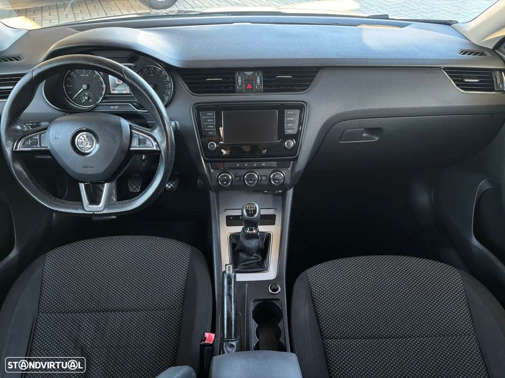Skoda Octavia 1.6 TDI Ambition - 10