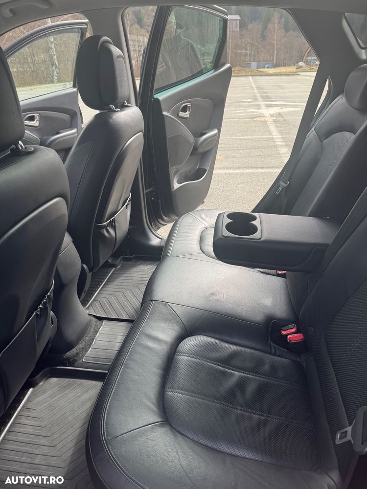 Hyundai ix35 2.0 CRDI High 4WD GLS Style + NAV - 6