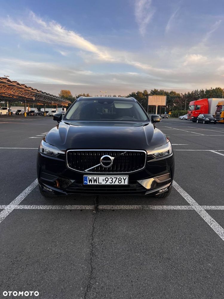 Volvo XC 60 B4 D AWD Geartronic Momentum Pro - 3