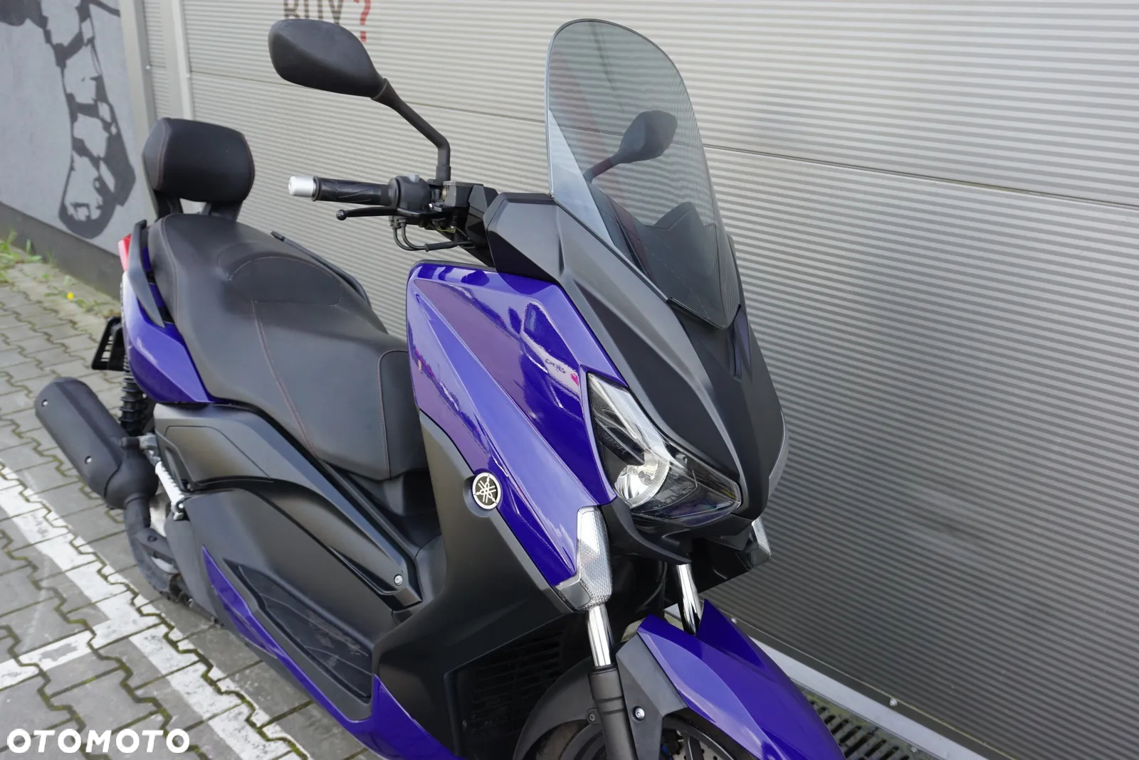 Yamaha X-max - 9