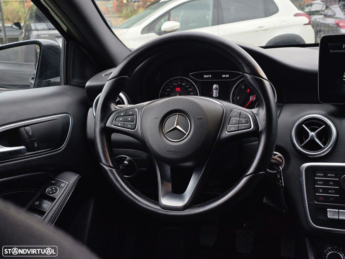 Mercedes-Benz A 160 d Urban - 8