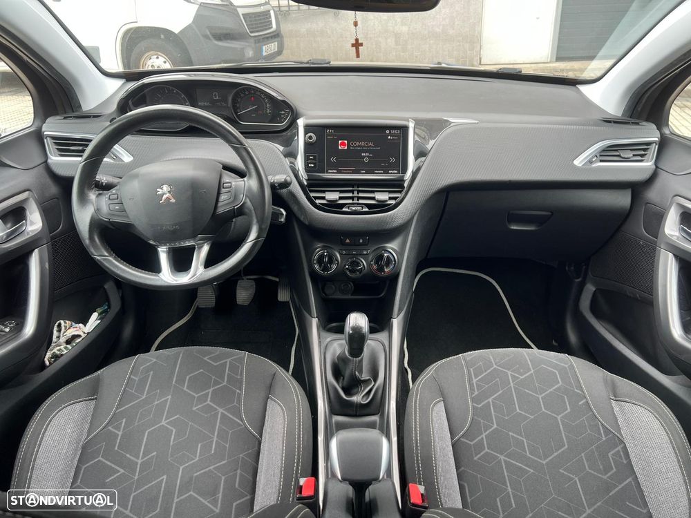Peugeot 2008 1.2 PureTech Style - 10