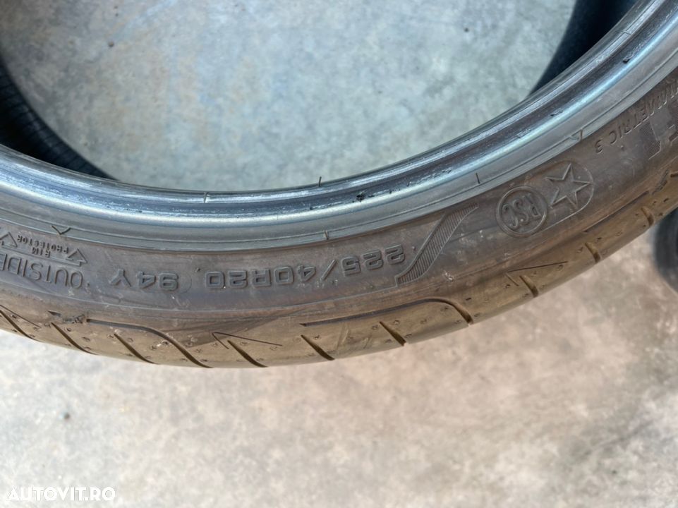 vând 2 anvelope 225/40/20 goodyear de vară ca noi - 6