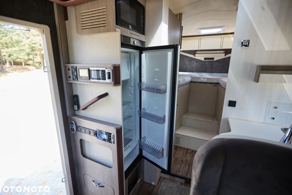 Mercedes-Benz Kamper Hype 760PM - 16