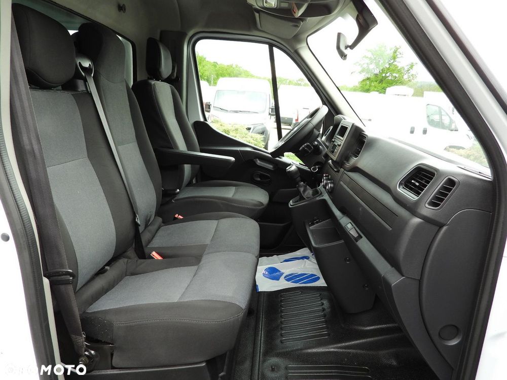 Renault MASTER  PLANDEKA 10 PALET TEMPOMAT LEDY PNEUMATYKA KLIMATYZACJA  165KM - 37