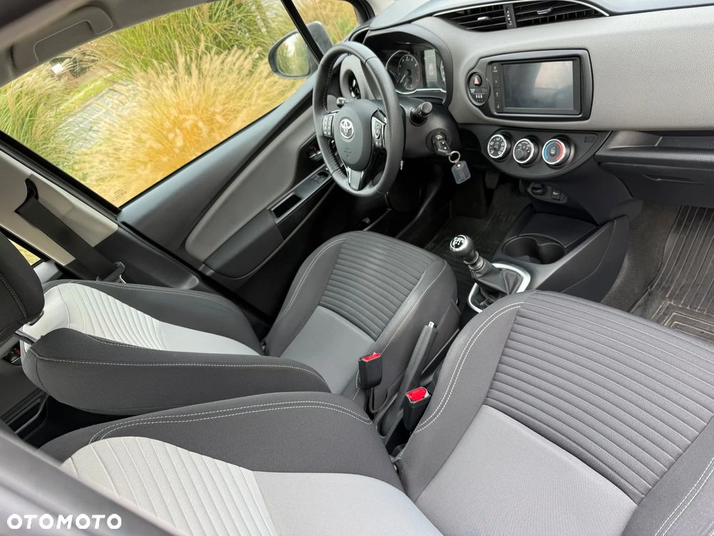 Toyota Yaris - 20