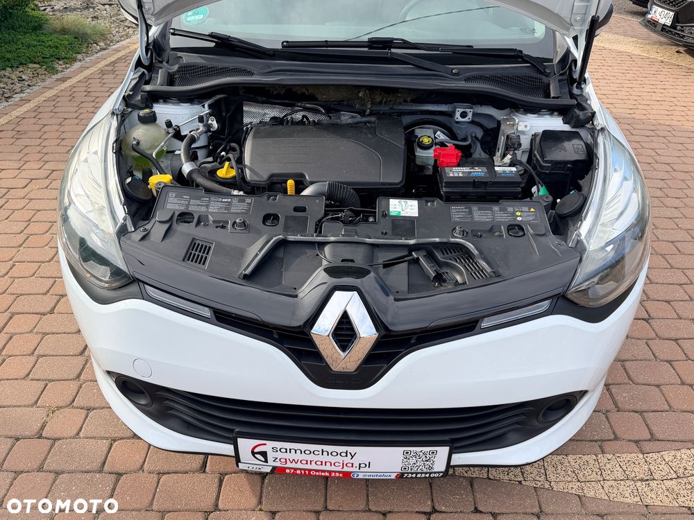 Renault Clio 1.2 16V 75 Life - 17
