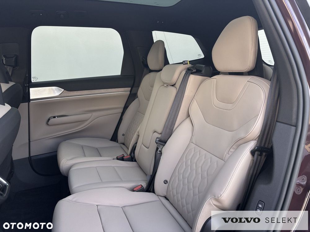 Volvo EX90 - 24