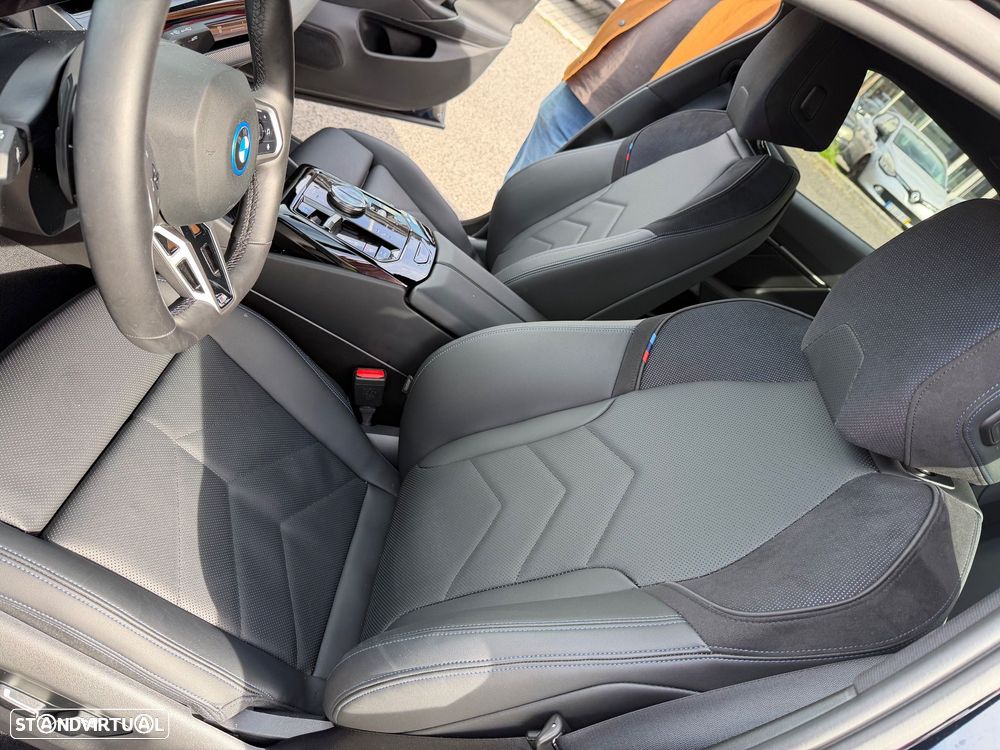 BMW i5 eDrive40 Pack Desportivo M - 19