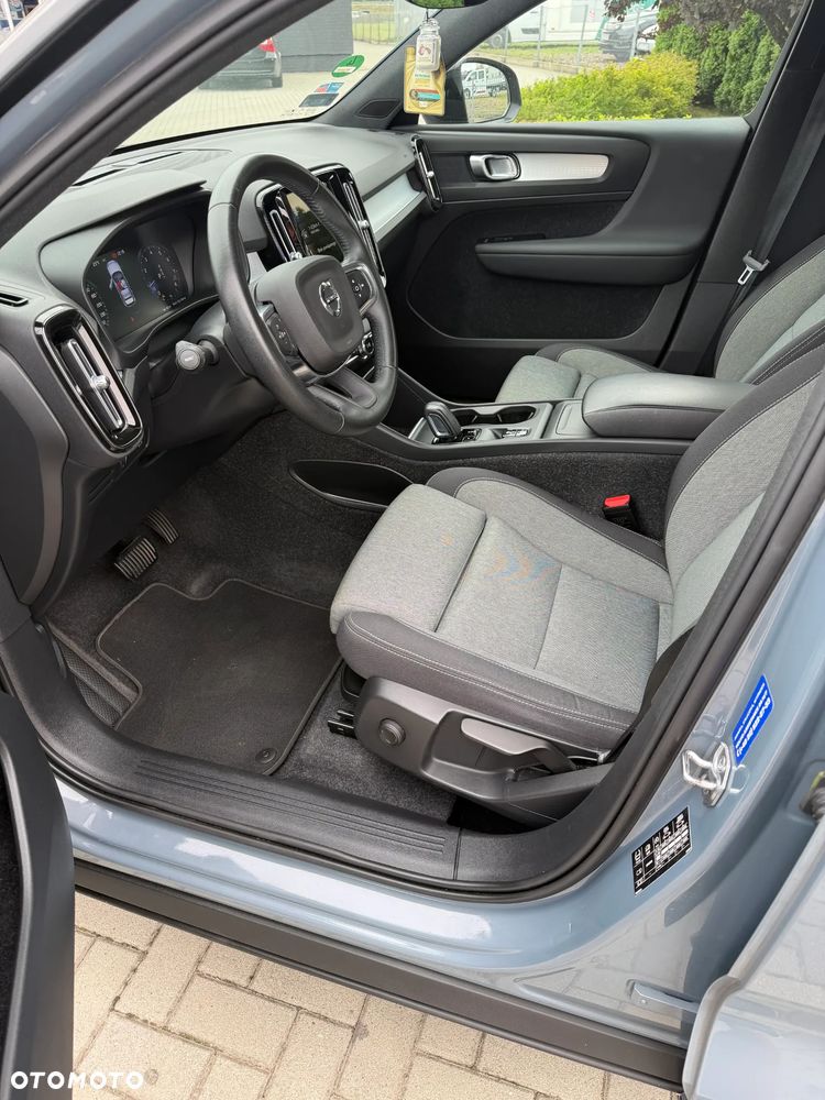 Volvo XC 40 T3 Momentum Pro - 13