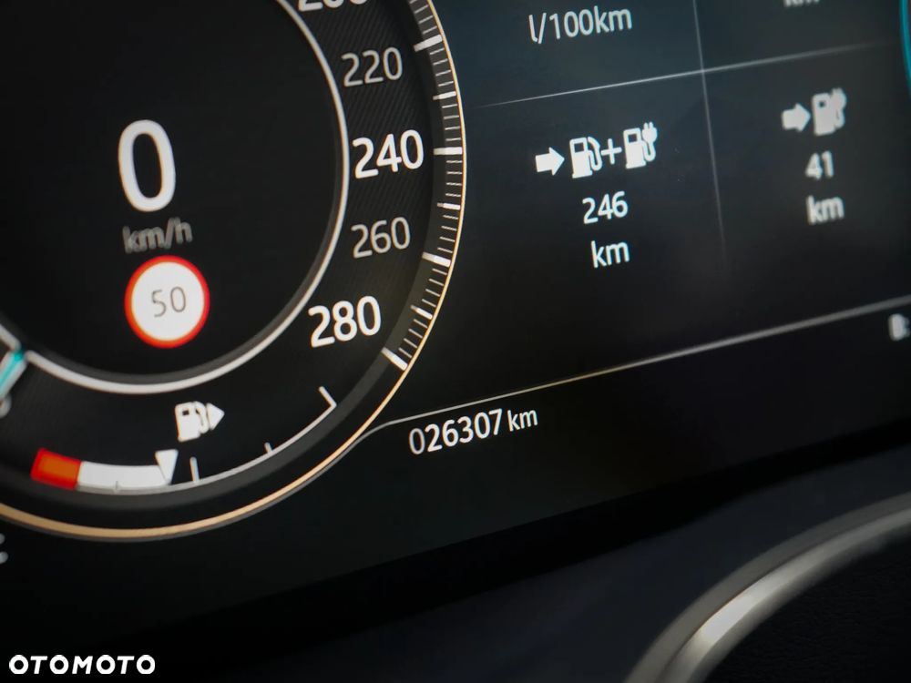 Jaguar F-Pace 2.0 P400e PHEV AWD R-Dynamic HSE - 16