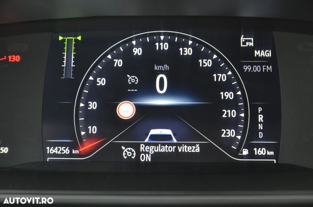 Renault Megane BLUE dCi 115 EDC BUSINESS EDITION - 23