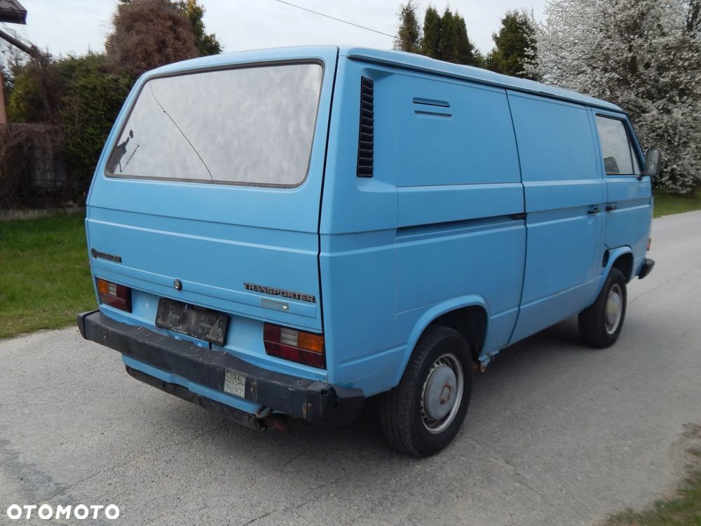 Volkswagen Transporter - 9