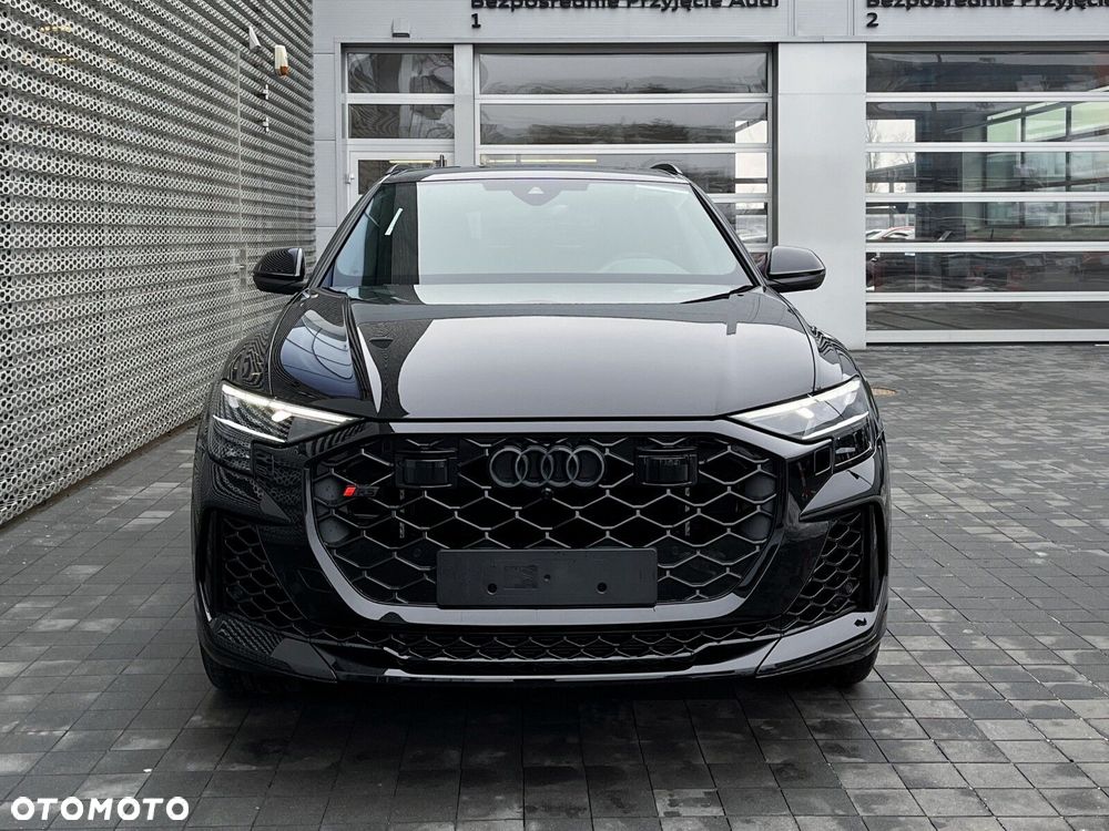 Audi RS Q8 - 9