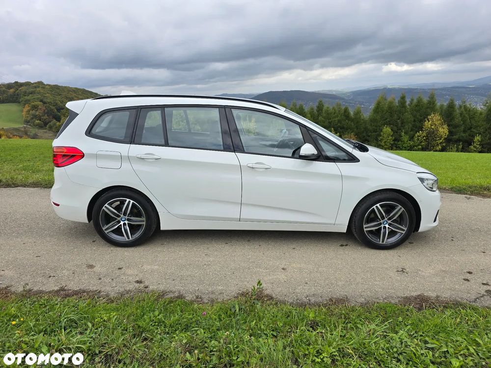 BMW Seria 2 218d Sport-Aut - 2