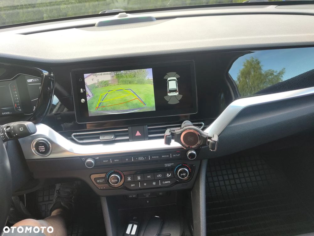 Kia Niro - 38