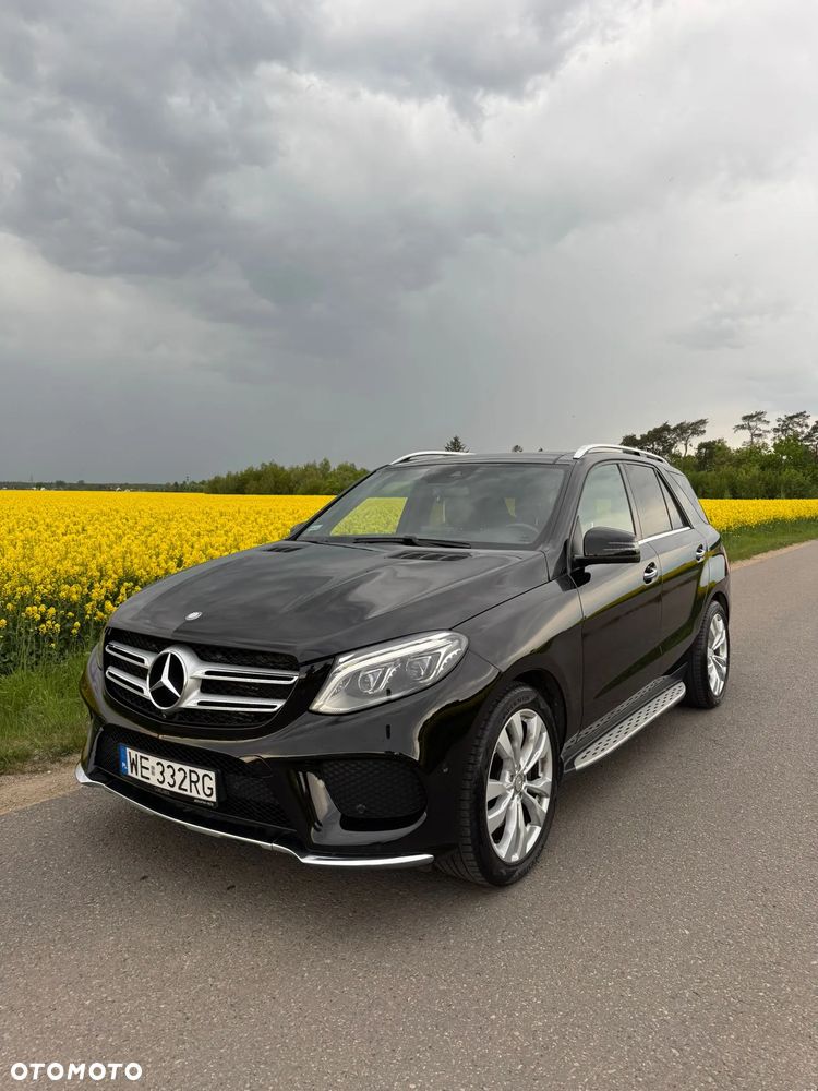 Mercedes-Benz GLE 350 d 4Matic 9G-TRONIC AMG Line - 2