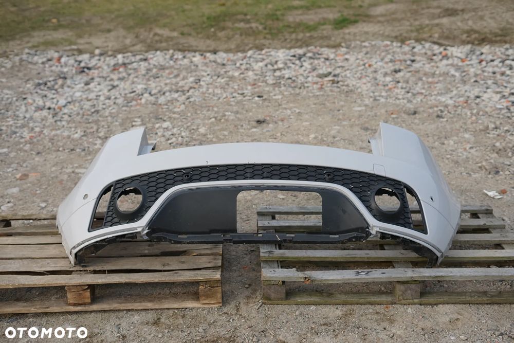 Zderzak tył tylny Jaguar E-Pace X540