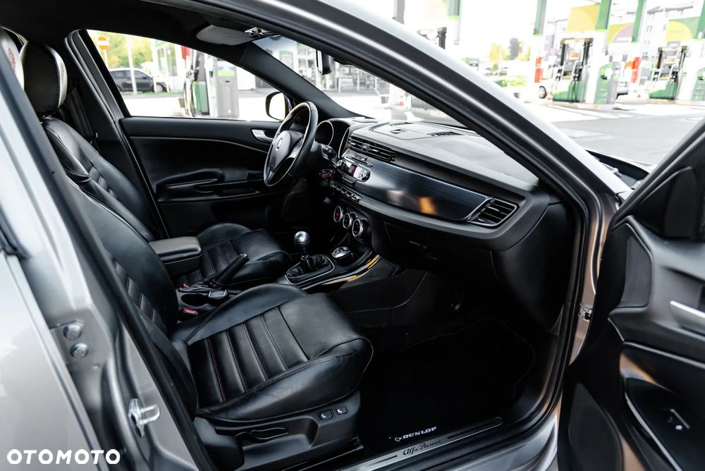 Alfa Romeo Giulietta 1.4 TB 16V Multiair - 24