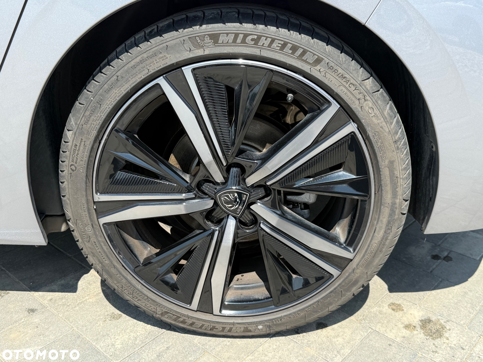 Peugeot 308 PureTech 130 EAT8 GT - 25