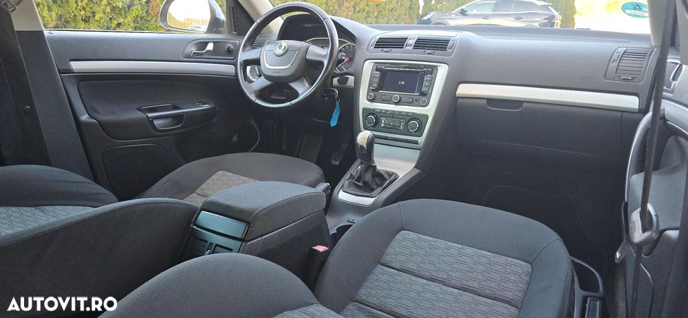 Skoda Octavia Combi 1.2 TSI FAMILY - 11