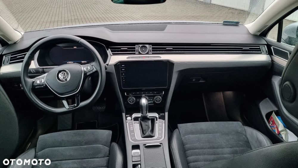 Volkswagen Passat 2.0 TDI BMT Highline DSG - 10
