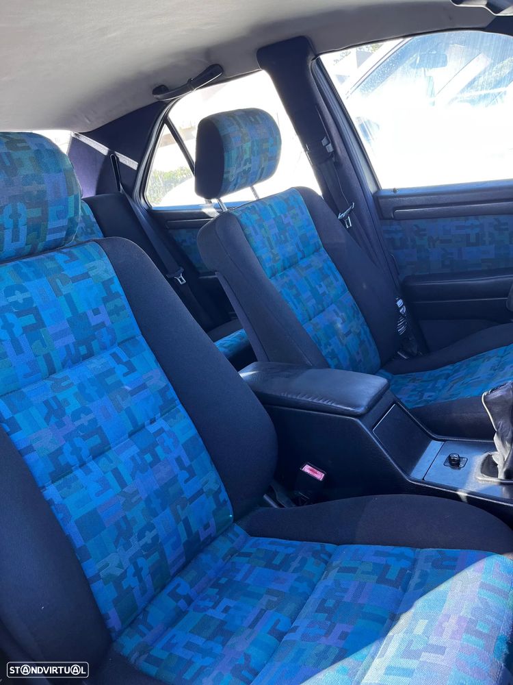 Mercedes-Benz C 220 D Esprit - 17