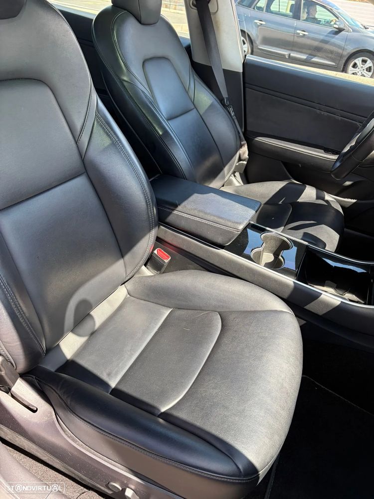 Tesla Model 3 Long-Range Dual Motor AWD - 12
