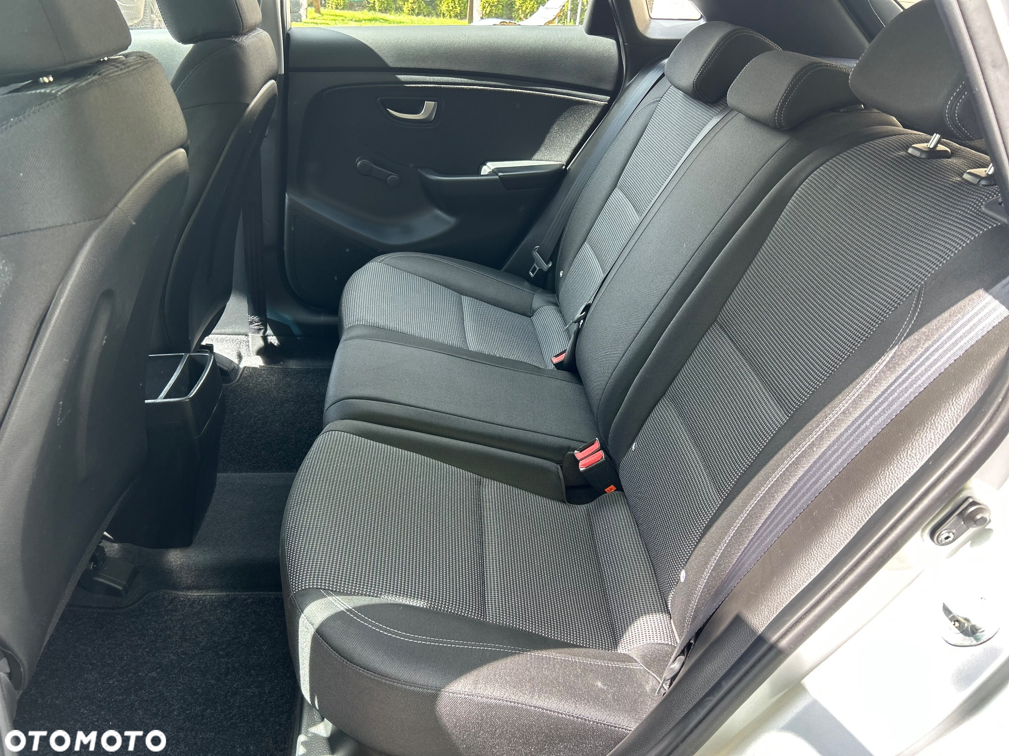 Hyundai i30 1.6 CRDi Classic + - 26
