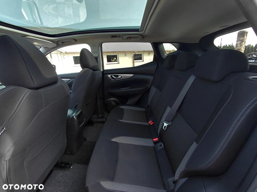 Nissan Qashqai 1.3 DIG-T SHIRO - 26
