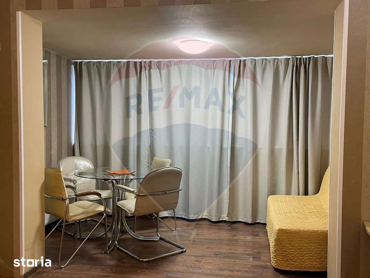 Garsonieră spațioasă - Piața Romană, vedere spre ASE, disponibila acum — fotografia 2