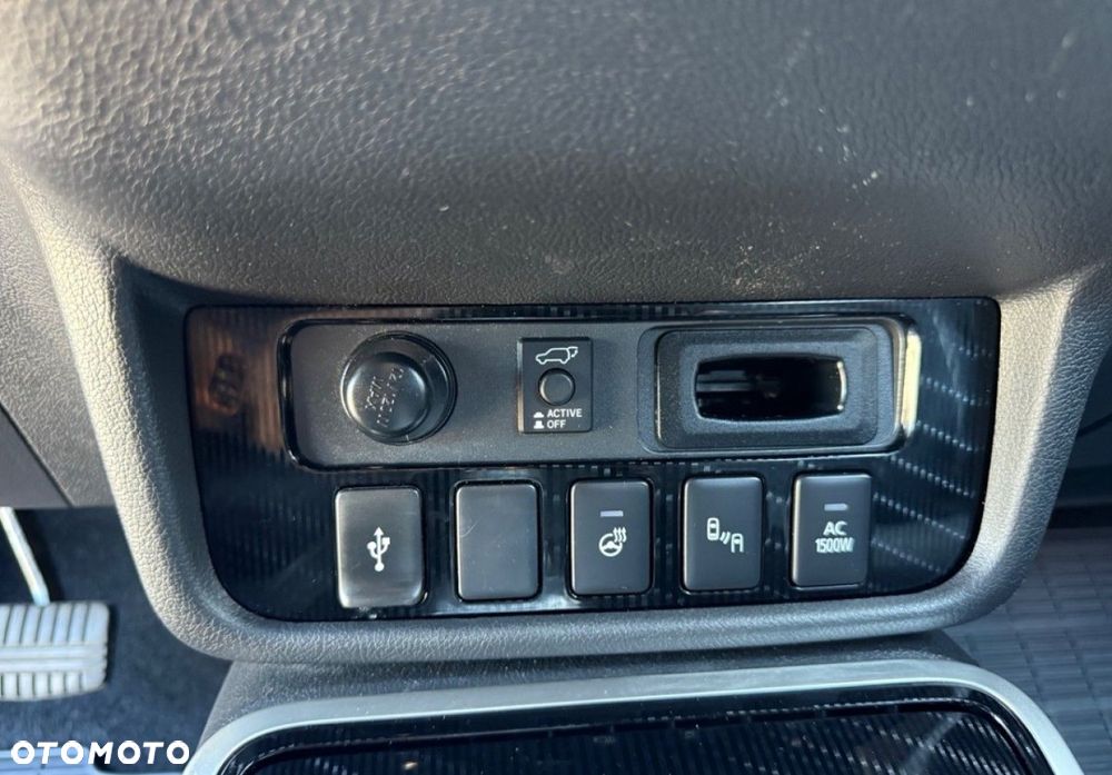 Mitsubishi Outlander - 19